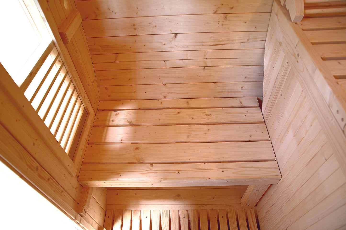 Sauna Gaïa Bella – Utomhusbastu i Massiv Gran (3 personer)