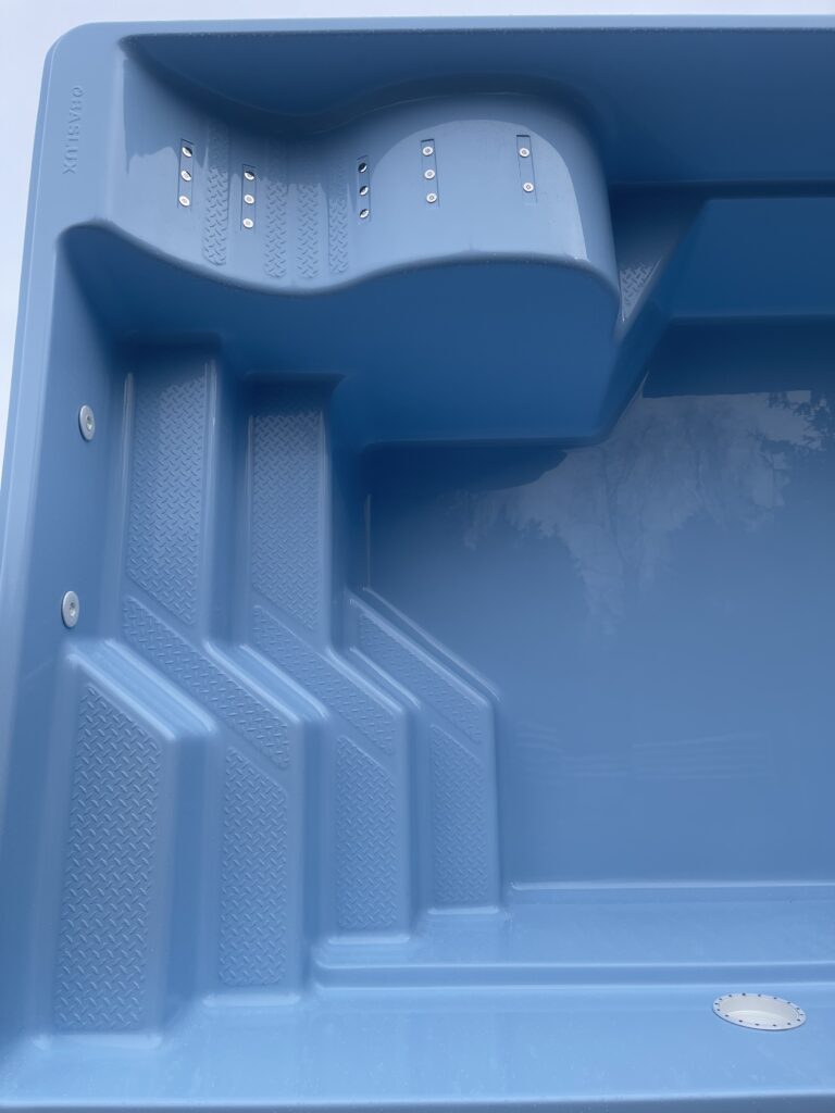 Glasfiberpool SWIM COMFORT 8,80m x 3,50m x 1,50m